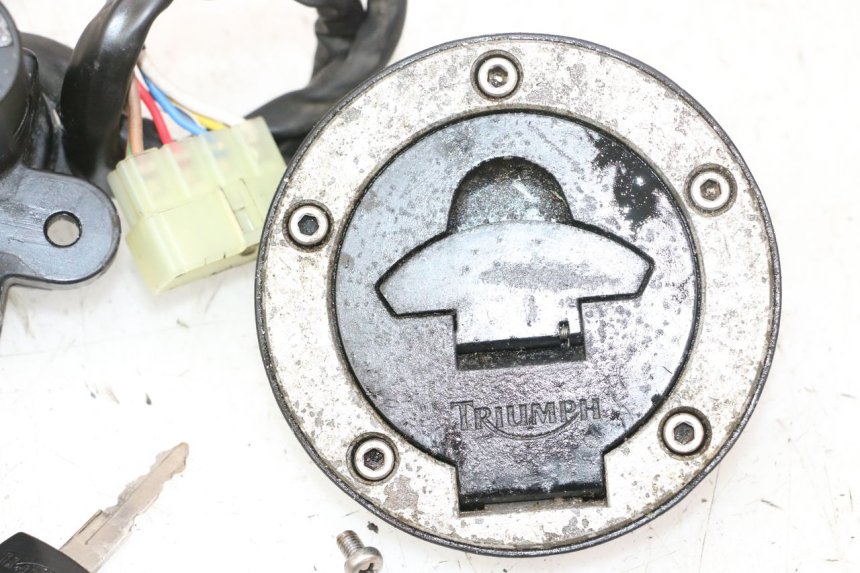 photo de LOCK SET KEY TRIUMPH SPRINT 900 (1995 - 1998) - Additional view of the item