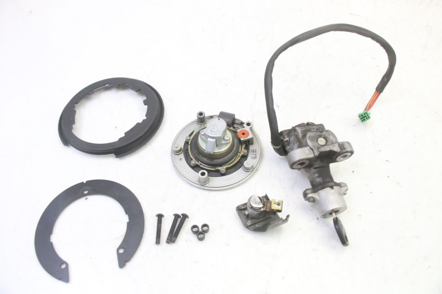 photo de LOCK SET KEY SUZUKI SV S 650 (2003 - 2009) - Component detail