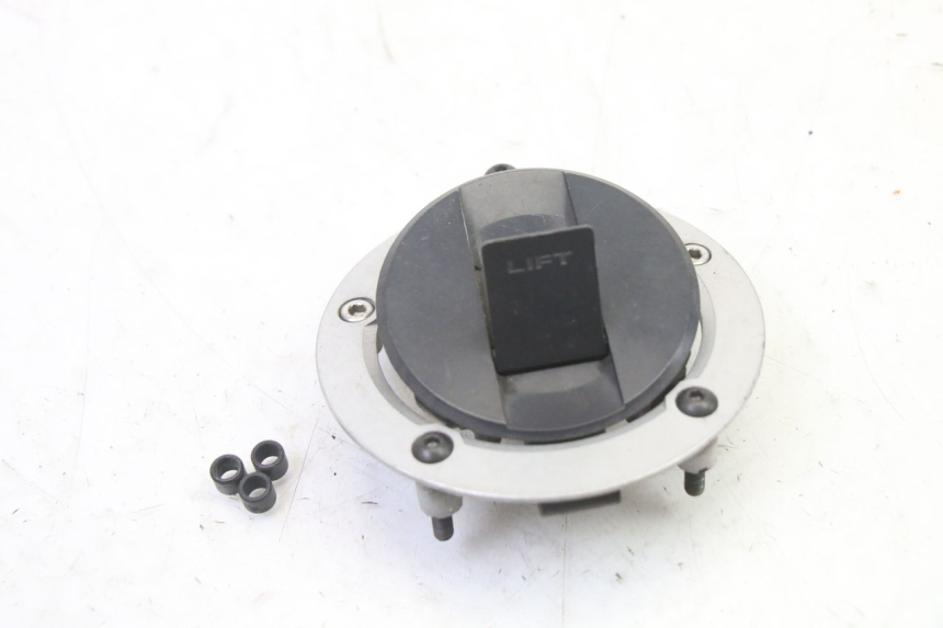 photo de LOCK SET KEY SUZUKI SV S 650 (2003 - 2009) - Additional view of the item