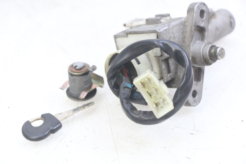 photo de LOCK KEY NEIMAN KIT SYM SYMPHONY 125 (2009 - 2015) - Alternative perspective