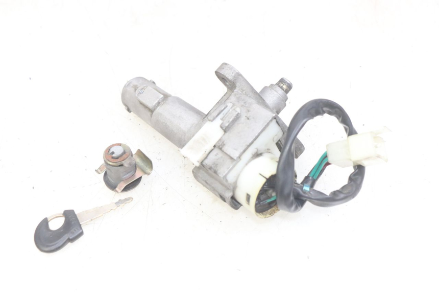 photo de LOCK KEY NEIMAN KIT SYM SYMPHONY 125 (2009 - 2015) - Technical close-up