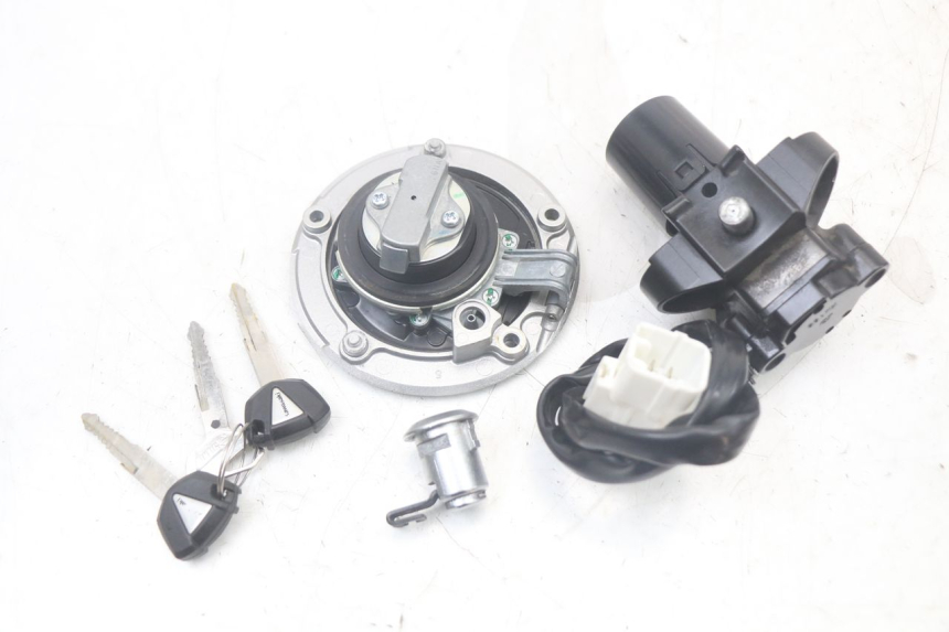 photo de LOCK KEY NEIMAN KIT KAWASAKI VERSYS ABS 650 (2015 - 2018) - Component detail