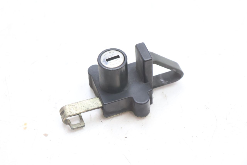 photo de LOCK SET KEY DAELIM VJ ROADWIN 125 (2004 - 2007) - Distinctive features