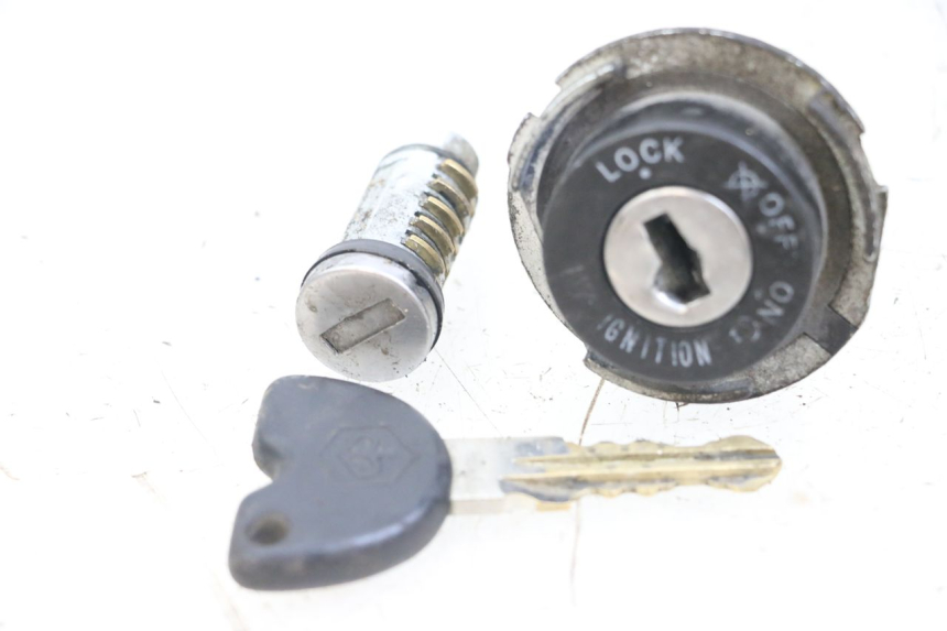 photo de LOCK KEY NEIMAN KIT PIAGGIO ZIP 2T 50 (2009 - 2019) - Main view
