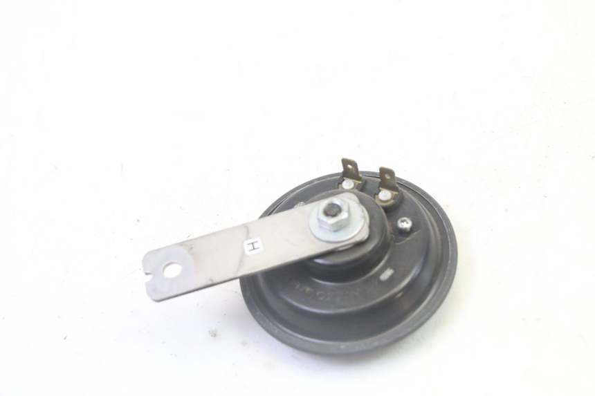 photo de HORN YAMAHA CYGNUS X INJECTION 125 (2007 - 2013) - Zoom on usage condition