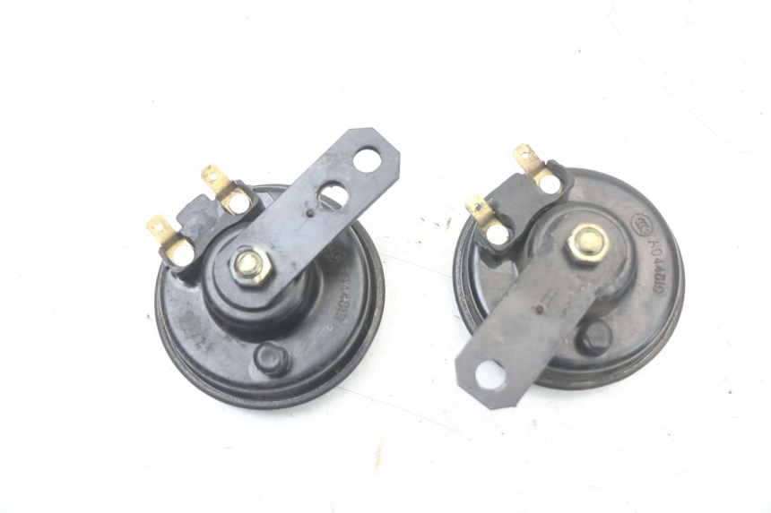 photo de HORN HARLEY DAVIDSON SPORTSTER XL CUSTOM 883 (1999 - 2006) - Technical close-up