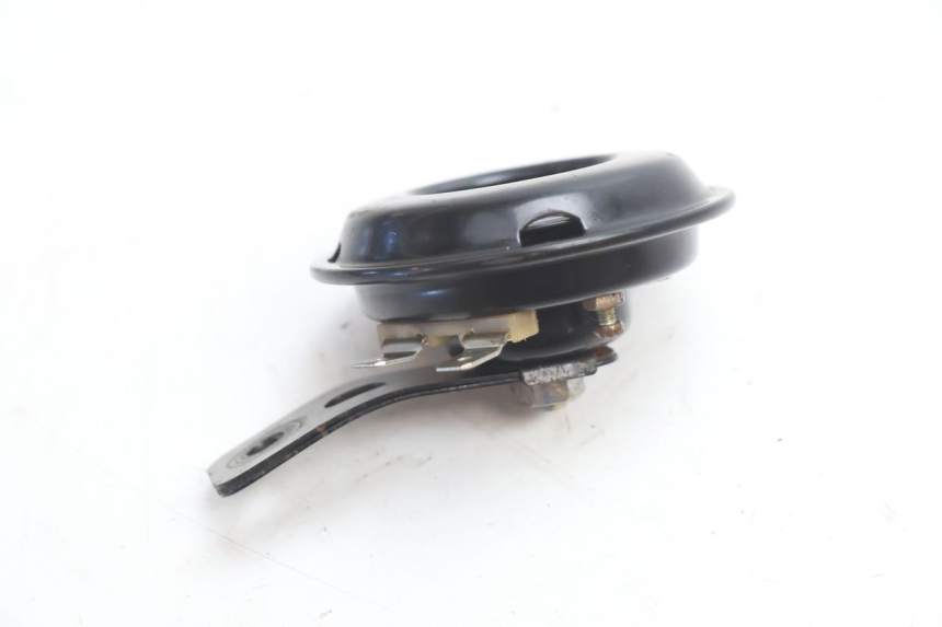photo de HORN PEUGEOT KISBEE 2T 50 (2010 - 2017) - Component detail