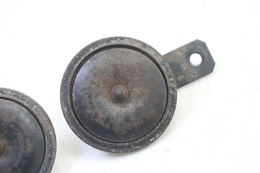 photo de HORN TRIUMPH SPRINT 900 (1995 - 1998) - Zoom on usage condition