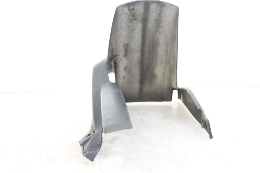 photo de REAR HUGGER EBROH BRAVO GLE 1 (2020 - 2024) - Zoom on usage condition