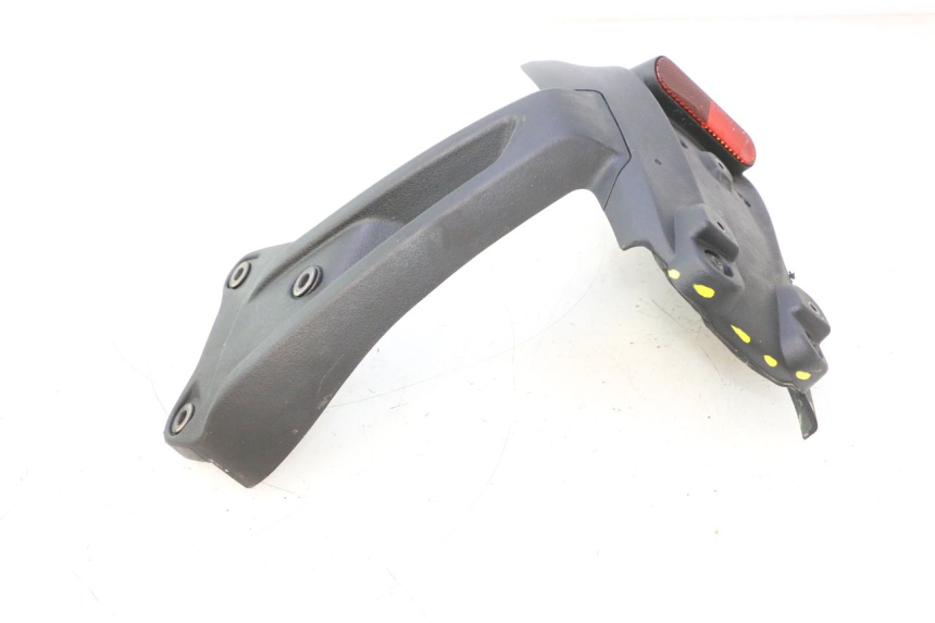 photo de REAR HUGGER PIAGGIO MP3 HPE 530 (2022 - 2026) - Alternative perspective