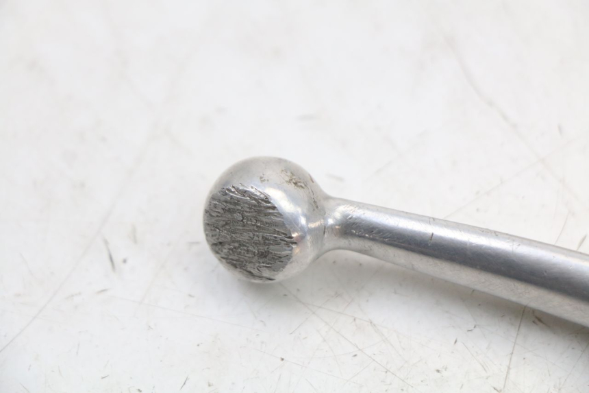 photo de RIGHT BRAKE LEVER SUZUKI GSX E 250 (1982 - 1983) - Zoom on usage condition