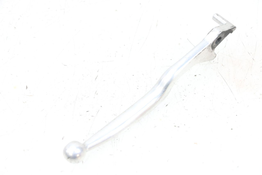 photo de LEFT BRAKE LEVER PEUGEOT SATELIS 125 (2013 - 2018) - Zoom on usage condition