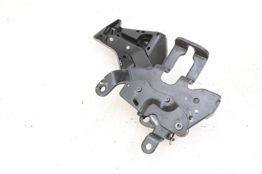 photo de PARKING BRAKE LEVER SUZUKI BURGMAN 650 (2013 - 2020) - Component detail