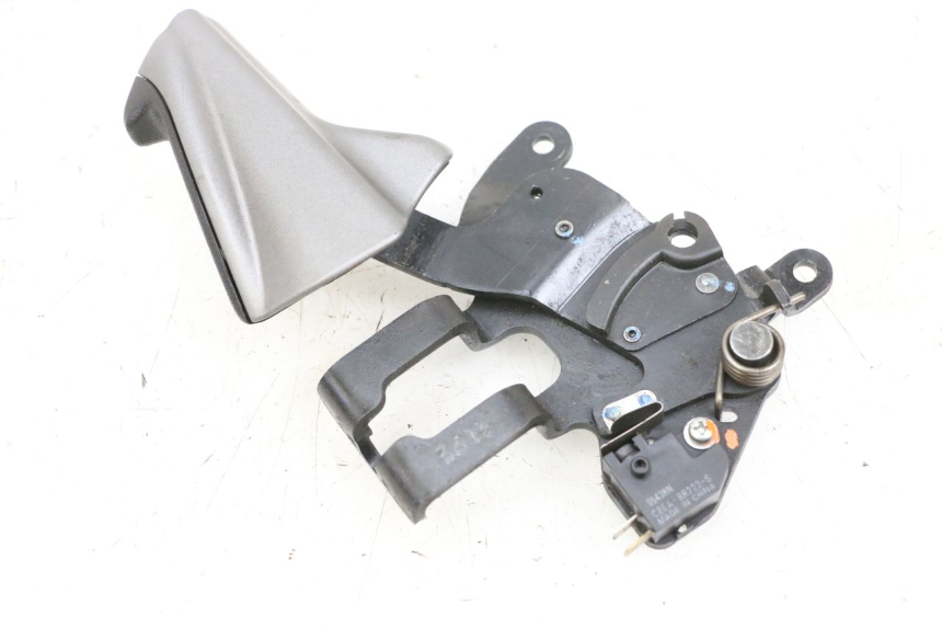 photo de PARKING BRAKE LEVER SUZUKI BURGMAN 650 (2013 - 2020) - Alternative perspective