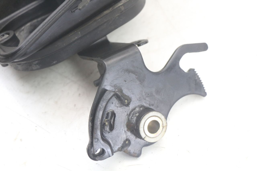 photo de PARKING BRAKE LEVER HONDA FJS SILVERWING SILVER WING 600 (2001 - 2010) - Zoom on usage condition