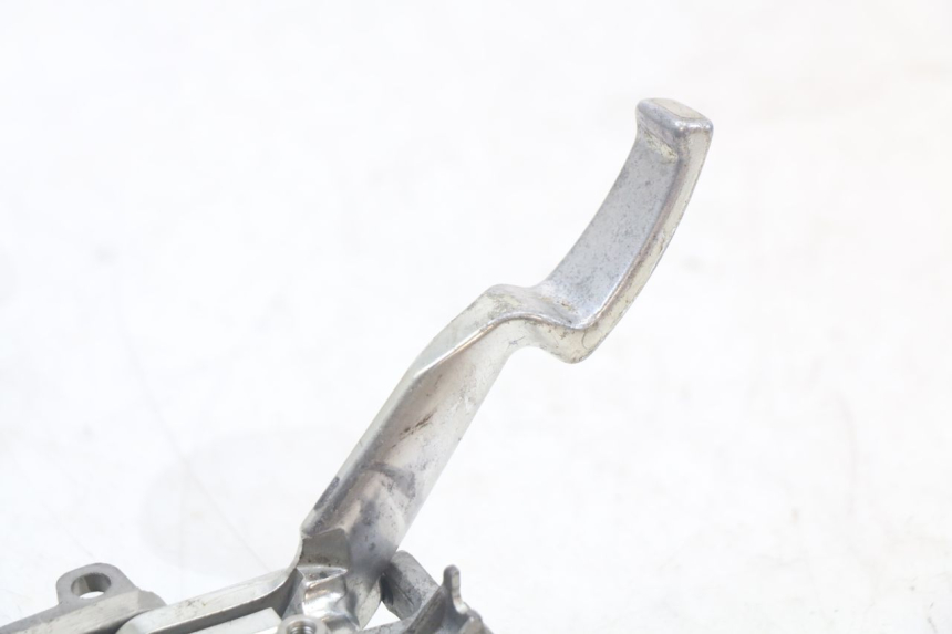 photo de PARKING BRAKE LEVER PIAGGIO MP3 LT 400 (2007 - 2012) - Zoom on usage condition