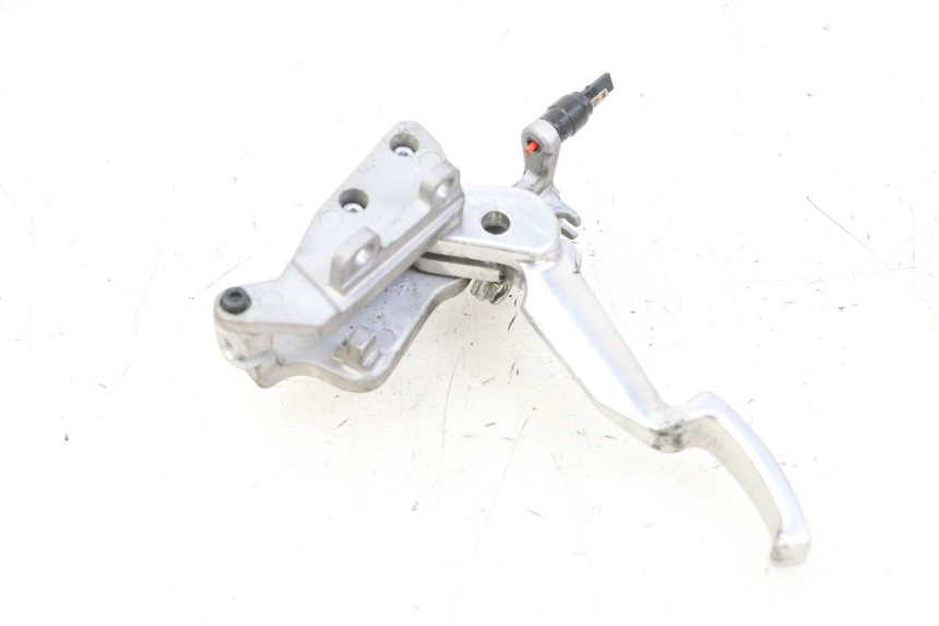 photo de PARKING BRAKE LEVER PIAGGIO MP3 500 (2014 - 2017) - Zoom on usage condition