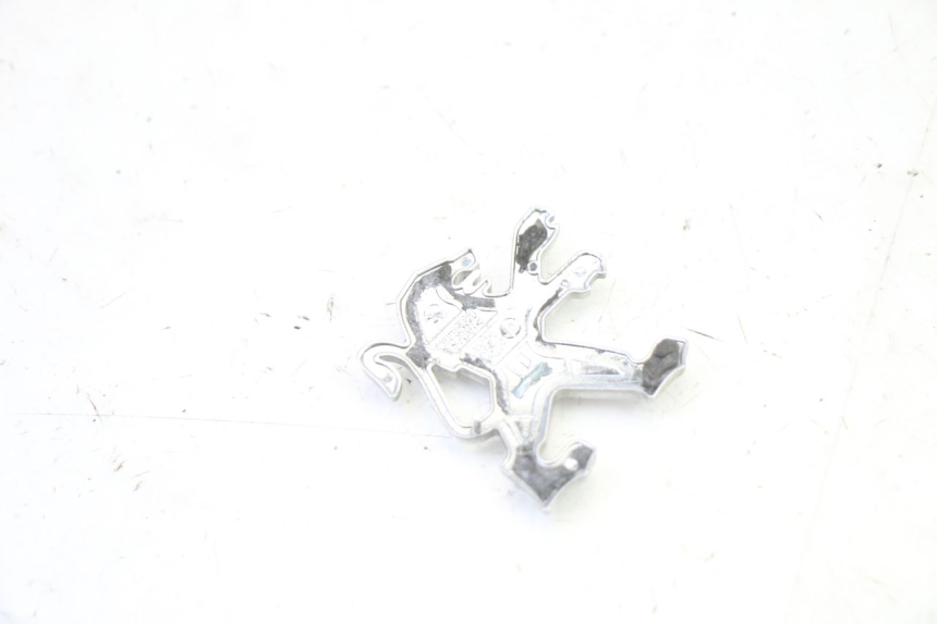 photo de BRAND LOGO PEUGEOT SATELIS 250 (2006 - 2012) - Zoom on usage condition