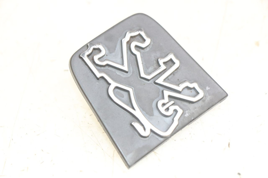 photo de BRAND LOGO PEUGEOT SV 125 (1991 - 1994) - Zoom on usage condition