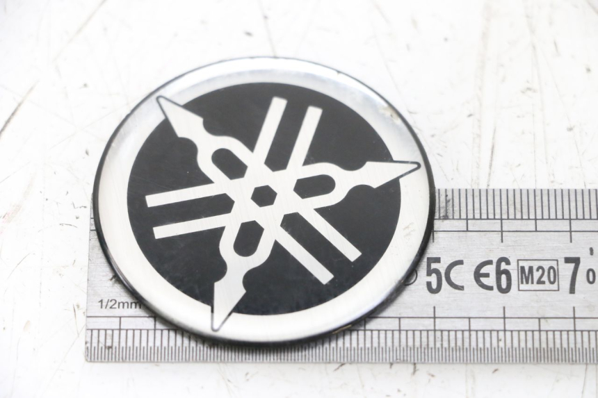 photo de BRAND LOGO YAMAHA TDM ABS 900 (2002 - 2014) - Component detail