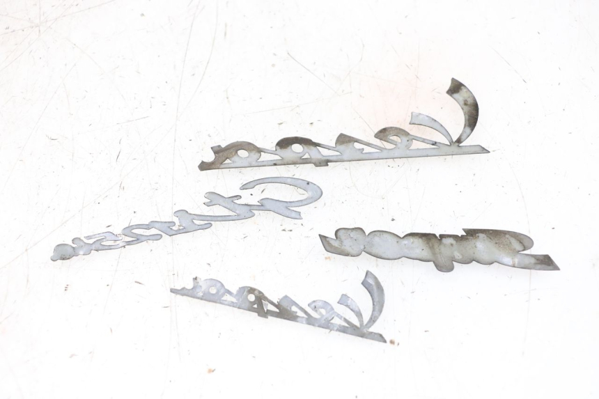 photo de BRAND LOGO PIAGGIO VESPA GTS SUPER IE 125 (2009 - 2016) - Zoom on usage condition