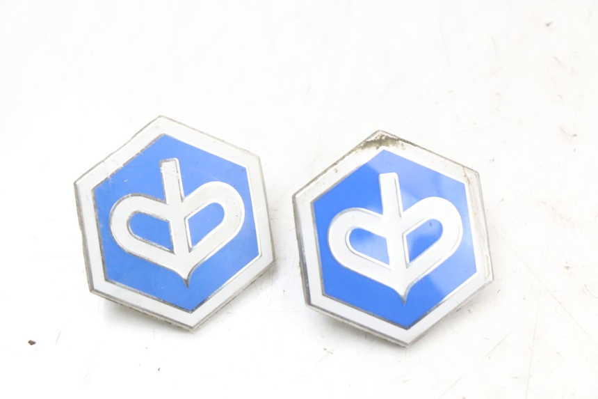 photo de BRAND LOGO PIAGGIO X10 125 (2012 - 2017) - Component detail