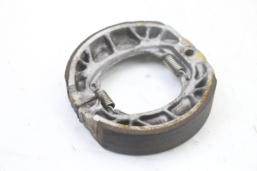 photo de BRAKE SHOE KYMCO AGILITY 4T 50 (2018 - 2022) - Zoom on usage condition
