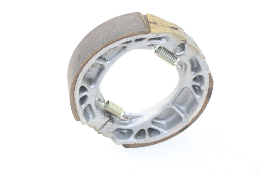 photo de BRAKE SHOE KYMCO AGILITY RS 2T 50 (2009 - 2013) - Zoom on usage condition