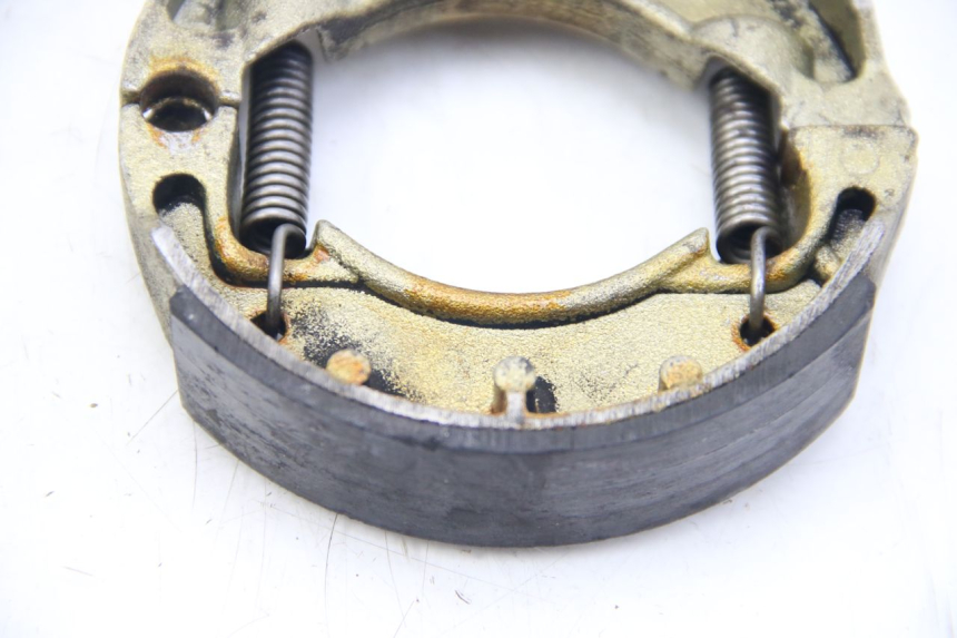 photo de BRAKE SHOE MBK BOOSTER SPIRIT NAKED 50 (2004 - 2017) - Zoom on usage condition