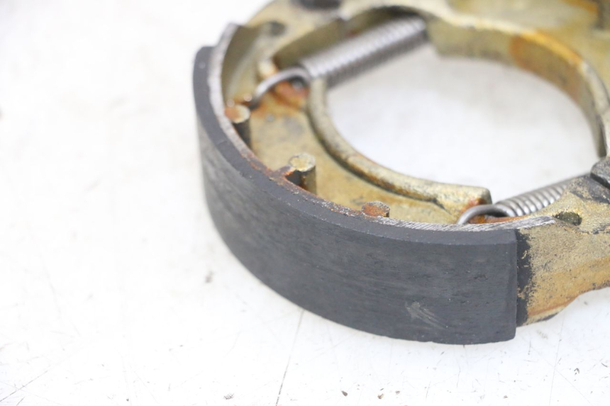 photo de BRAKE SHOE MBK BOOSTER SPIRIT NAKED 50 (2004 - 2017) - Alternative perspective