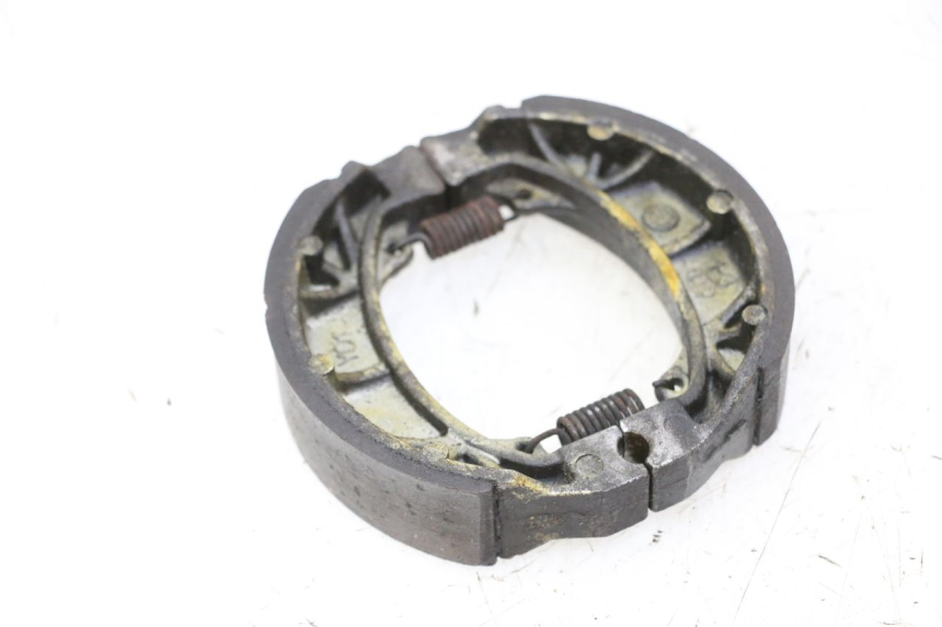 photo de BRAKE SHOES SYM CROX 4T 50 (2016 - 2023) - Zoom on usage condition