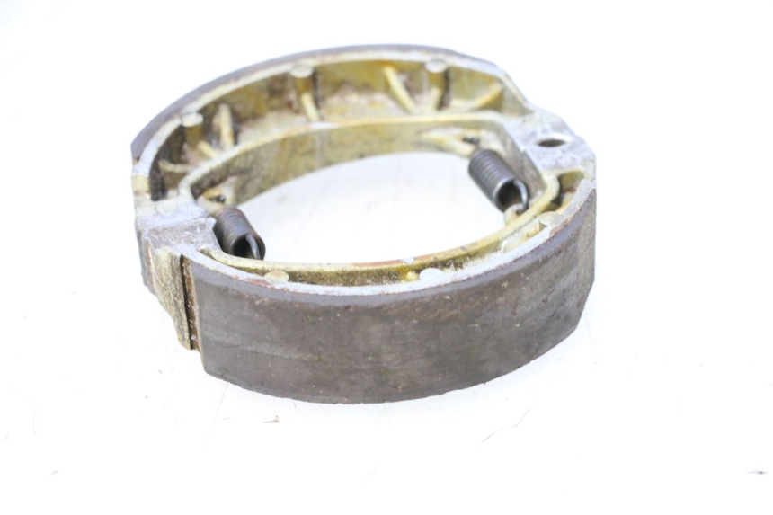photo de BRAKE SHOE JM MOTORS EVOLIS 4T 50 (2018 - 2022) - Zoom on usage condition