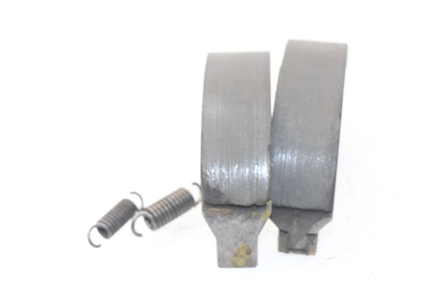 photo de BRAKE SHOE PEUGEOT FOX 50 (1995 - 2003) - Zoom on usage condition