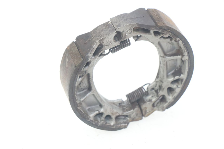 photo de BRAKE SHOES SYM JET EURO X 2T 50 (2003 - 2007) - Zoom on usage condition