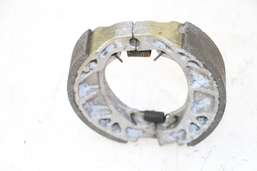 photo de BRAKE SHOE PEUGEOT KISBEE 2T 50 (2010 - 2017) - Component detail