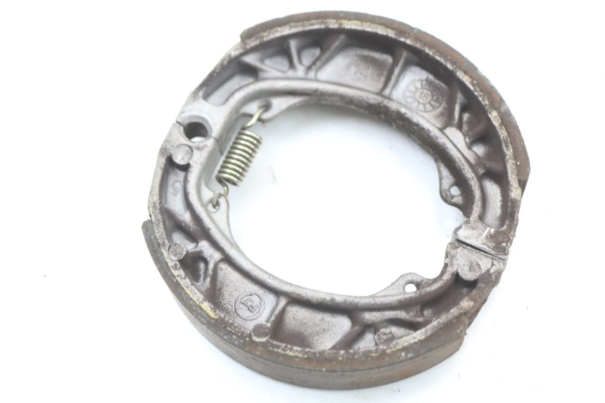 photo de BRAKE SHOE PEUGEOT KISBEE 4T 50 (2018 - 2022) - Component detail