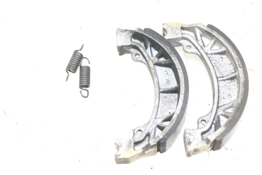 photo de BRAKE SHOE PEUGEOT KISBEE 4T 50 (2018 - 2022) - Component detail