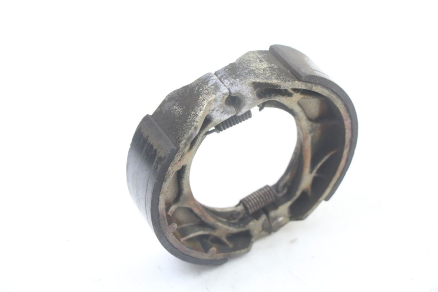 photo de BRAKE SHOES PEUGEOT LUDIX ONE 50 (2005 - 2008) - Zoom on usage condition