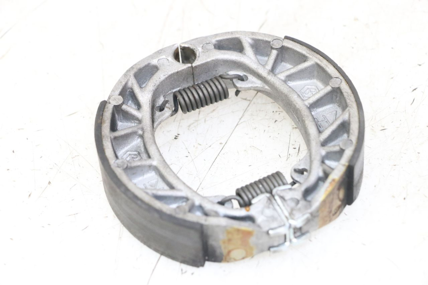photo de BRAKE SHOE PIAGGIO VESPA LX 2T 50 (2005 - 2013) - Zoom on usage condition