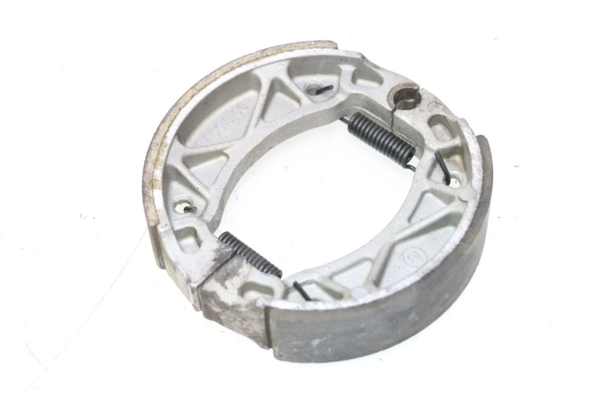 photo de BRAKE SHOES KEEWAY RY6 2T 50 (2011 - 2019) - Zoom on usage condition