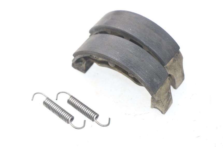 photo de BRAKE SHOES MBK STUNT NAKED 50 (2004 - 2018) - Zoom on usage condition