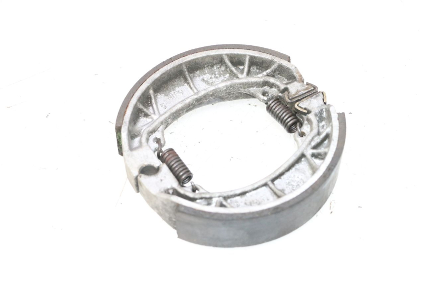photo de BRAKE SHOE PEUGEOT VIVACITY 50 (1998 - 2003) - Zoom on usage condition