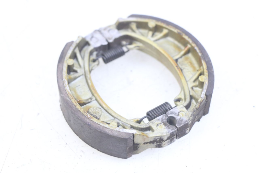 photo de BRAKE SHOE SYM X-PRO 4T 50 (2014 - 2021) - Zoom on usage condition