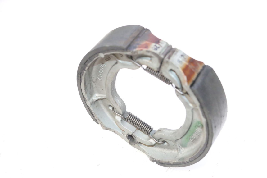 photo de BRAKE SHOES YAMAHA YP MAJESTY 125 (1998 - 2001) - Component detail