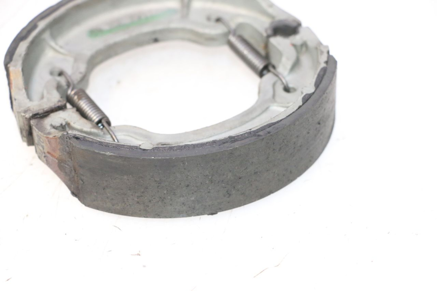 photo de BRAKE SHOES YAMAHA YP MAJESTY 125 (1998 - 2001) - Product overview