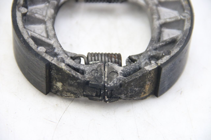 photo de BRAKE SHOE PIAGGIO ZIP 4T 50 (2018 - 2020) - Zoom on usage condition