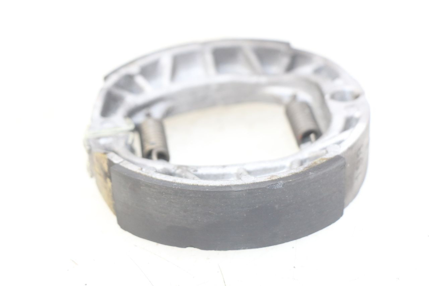 photo de BRAKE SHOE PIAGGIO ZIP 4T 50 (2018 - 2020) - Zoom on usage condition