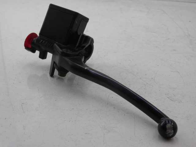 photo de REAR BRAKE MASTER CYLINDER HONDA FES PANTHEON 125 (2003 - 2007) - Main view