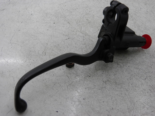 photo de REAR BRAKE MASTER CYLINDER PIAGGIO CARNABY 125 (2007 - 2011) - Alternative perspective