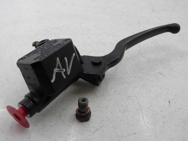 photo de REAR BRAKE MASTER CYLINDER PIAGGIO XEVO - X EVO 125 (2010 - 2015) - Surface and material condition